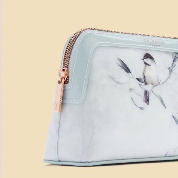 Price firm! Ted Baker Mistletoe Kiss Brenlee bag - Picture 4 of 8